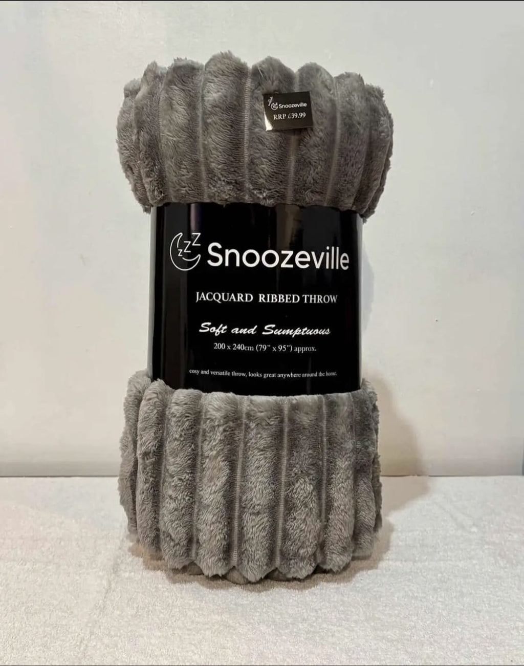Snoozeville Jacquard Ribbed Throw